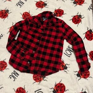 Children’s Place Black and Red Plaid Long Sleeve Shirt size 5T-6T